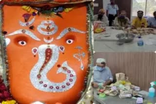 मध्य प्रदेश के इंदौर जिले में विश्व प्रसिद्ध खजराना गणेश मंदिर