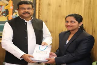 Union minister Dharmendra pradhan meet aspiring astronaut banita dash