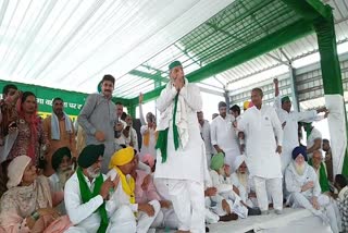 Rakesh Tikait supports Abhay Chautala