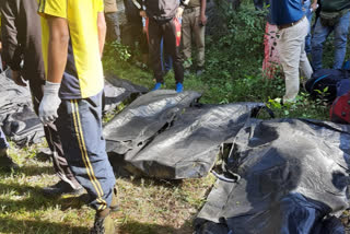 west-bengal-tourists-returning-from-munsiyari-to-bageshwar-5-people-died-after-tempo-traveler-fell-into-ditch