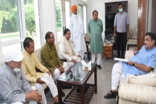 Noida MP and Assembly meet Union Minister for Transport, demand construction of ramps