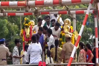 maruthu brothers  maruthu brothers guru pooja  guru pooja  குருபூஜை  மருது சகோதரர்  மருது சகோதரர்களின் குருபூஜை  மதுரை செய்திகள்  அண்மை செய்திகள்  madurai news  madurai latest news  guru pooja of Maru Brothers