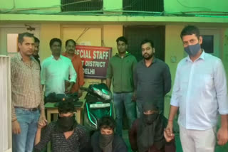 west delhi special staff arrested robbers from Haridwar