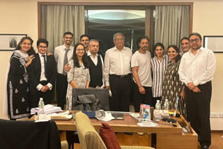 Shahrukh khan meet lawyers