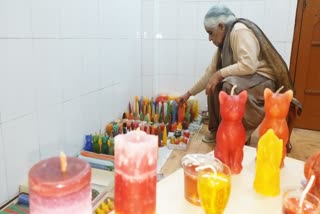 solan 72 years old lady sharda making candles for diwali