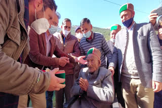 Master Shyam Saran Negi casts his vote