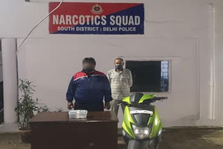 Vicious crook arrested one pistol and five live cartridges recovered