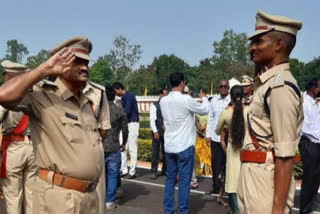 father salutes son in kurnool as he is in higher position in police department