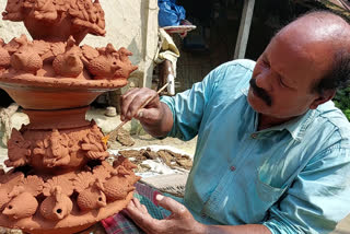 pottery artists of north dinajpur are busy before Kali Puja