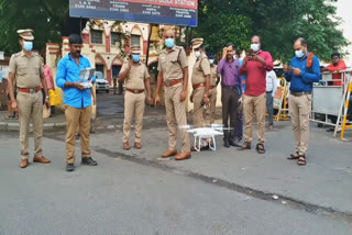 chennai news  chennai latest news  drone  police watching by drone  surveillance  precaution  prevention  பலத்த பாதுகாப்பு  கண்காணிப்பு  டிரோன் மூலம் கண்காணிபு  டிரோன்  சிசிடிவி  தீபாவளி