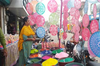 Crowd of customers increased in the markets due to Diwali festival