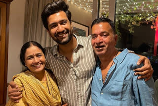 vicky kaushal on mothers birthday