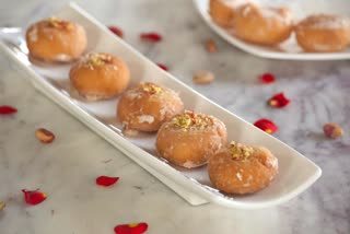 make luscious Balushahi sweet at home