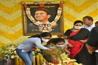 program-held-in-palace-ground-for-puneeth-fans-at-12th-day