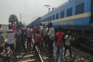 goods-train-engine-caught-fire-due-to-bike-collision-in-sahibganj