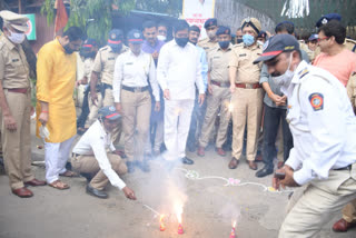 Eknath shinde celebrates diwali