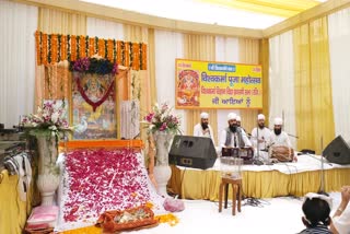 vishwakarma-puja-was-organized-in-ancient-vishwakarma-temple-at-govindpuri