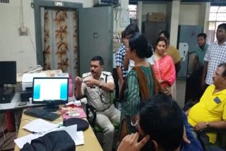 locker-scam-police-seized-jewelry-kept-in-locker-at-icici-bank-in-palamu