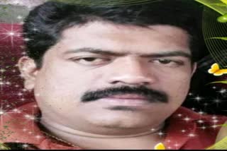 found stabbed, died  stabbed  stabbed kottyam  കുത്തേറ്റ നിലയില്‍  കുത്തിമരിച്ചു  സ്വയം കുത്തി മരിച്ചു