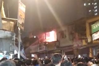 fire at electric shop vikroli mumbai