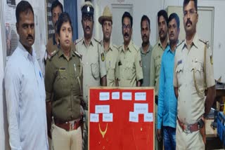 Arrest of robbers who robbed in home at doddaballapur