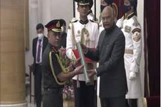 President Kovind confers honorary rank of General of Indian Army on Nepal Army Chief