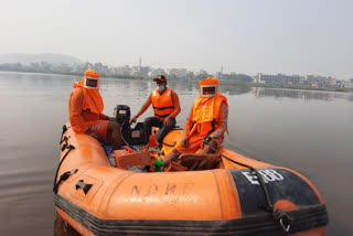 NDRF की टीम