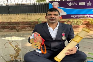 wrestler virender singh dharna