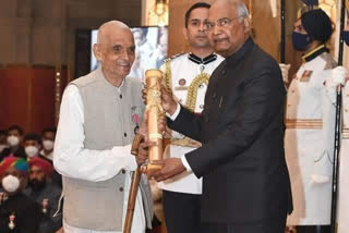 जमालपुर निवासी रामजी सिंह को राष्ट्रपति ने पद्मश्री से किया सम्मानित,