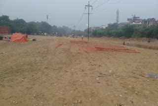 Cleanliness seen after worship at Chhath Ghat in Satpula Park of Sheikh Sarai Forest