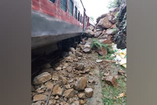 Kannur-Bengaluru Express derailed