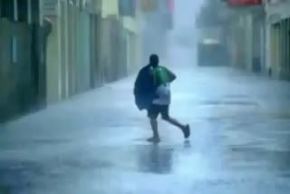 schools and colleges are leave for due to heavy rain  rain  heavy rain  chennai rain  chennai heavy rain  schools and colleges are leave  பள்ளிகளுக்கு விடுமுறை  கனமழை காரணமாக பள்ளிகளுக்கு விடுமுறை  சென்னை மழை  சென்னையில் கனமழை