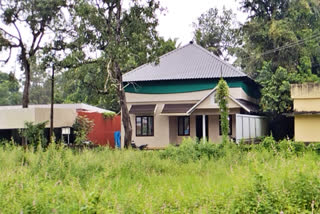 Floating house in kerala that can lift itself up to 10 feet during floods