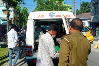 Elderly woman guards dead sons body for several days in Cooch Behar