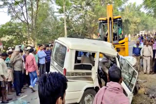 Bihar: Four people die, two injured in road accident