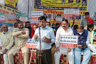 RWA officials raised their voice against drugs in Sultanpuri delhi