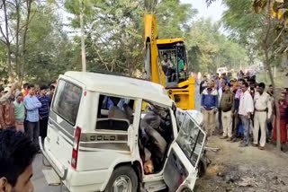 Halsi police  Relatives of Sushant Singh Rajput  Sushant Singh Rajput  Sushant Singh family  Bihar accident news  സുശാന്ത് സിംഗ് രാജ്‌പുത്  സുശാന്ത് സിംഗ് രാജ്‌പുത്തിന്‍റെ ബന്ധുക്കള്‍  സുശാന്ത് സിംഗ് രാജ്‌പുത്തിന്‍റെ ബന്ധുക്കള്‍ കൊല്ലപ്പെട്ടു  ബിഹാറില്‍ വാഹനാപകടം  ബിഹാറില്‍ വാഹനാപകടത്തില്‍ ആറ് മരണം