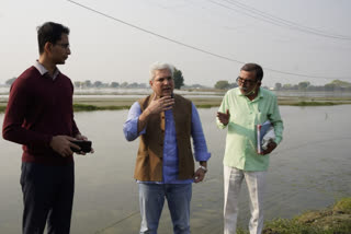 revenue minister visits rain affected areas in najafgarh