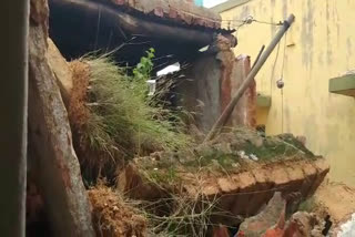 House collapsed due to heavy rain in Chikkaballapur