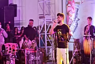 Bollywood singer Salman Ali performed stage show