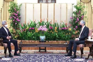 S Jaishankar meets Singaporean Prime Minister