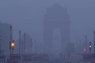 Delhi's air quality remains in 'very poor' category