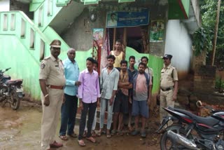 Andhra police enter in Kotia panchayat