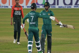 Pakistan beat Bangladesh by eight wickets to take an unbeaten lead in T20 series