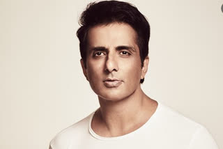 actor sonu sood help to flood affected victims in state