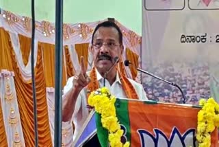 DV Sadananda Gowda