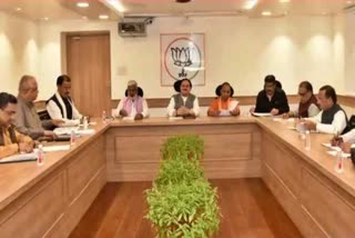 national-leaders-of-bjp-hold-meeting-with-top-party-brass-in-up-ahead-of-polls