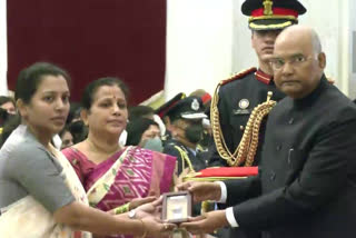 President Ram Nath Kovind confers Mahavir Chakra posthumously on Col Santosh Babu