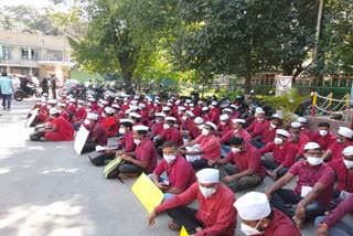 ESI hospital contract employees protest in Bangalore