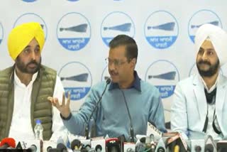 kejriwal on sidhu